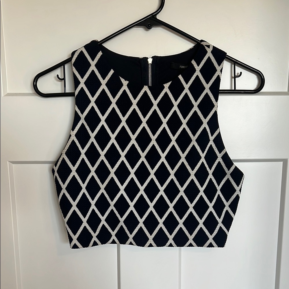 Forever 21 Sleeveless Crop Top